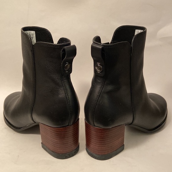 Sherry Top Sider Short Boots Black Leather Block Heels sz 9 Vietnam - Picture 3 of 10